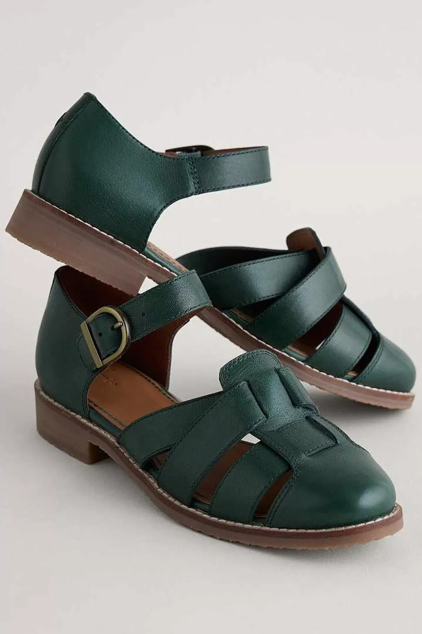 Women Seasalt Cornwall First Chorus Closed Toe Leather Shoes