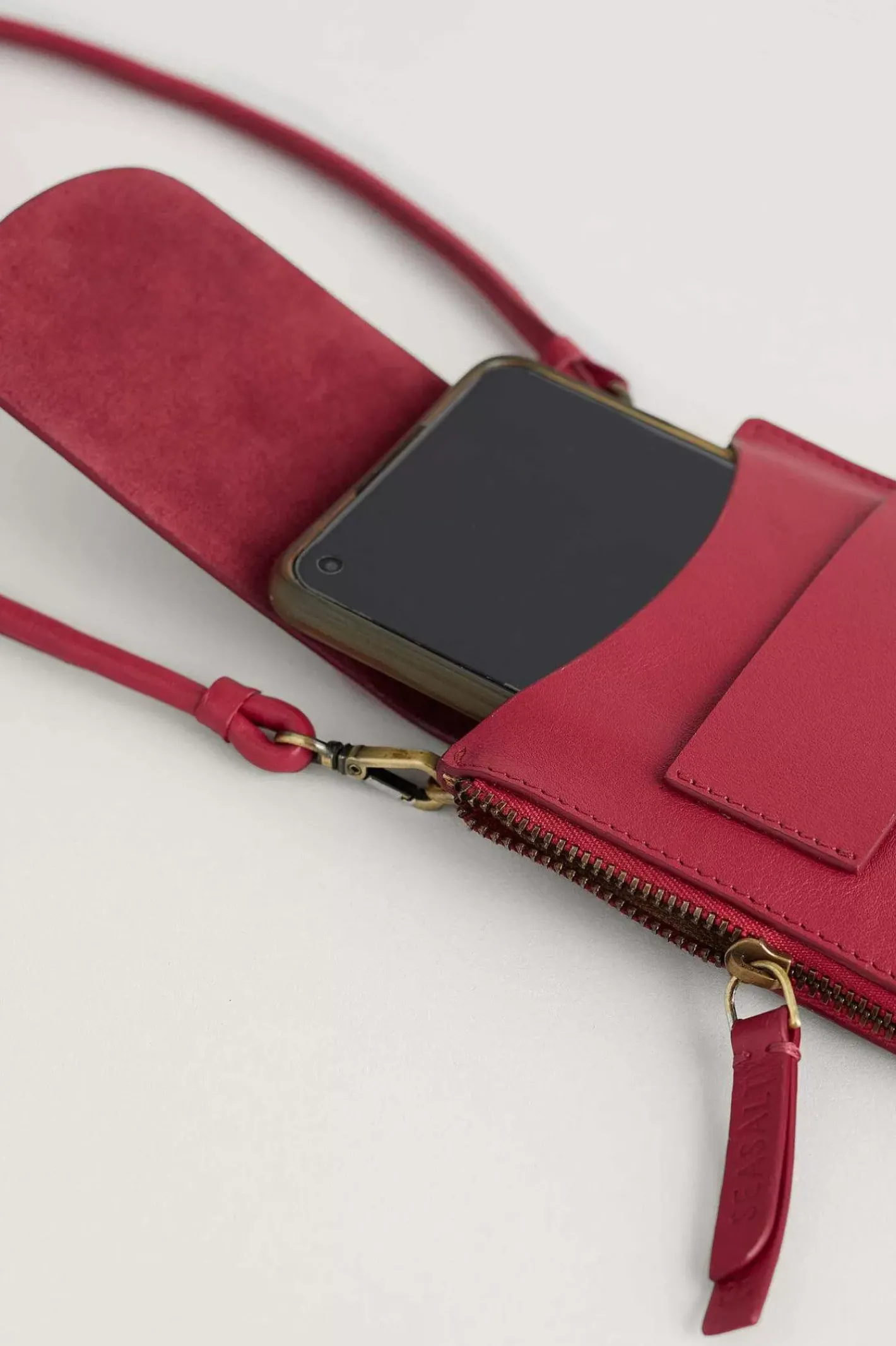 Women Seasalt Cornwall Kelsey Leather Phone Wallet