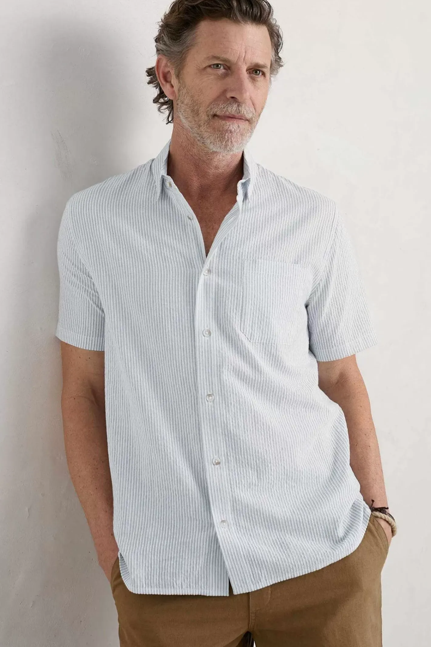 Men Seasalt Cornwall Men's Blue Heron Seersucker Short Sleeve Shirt